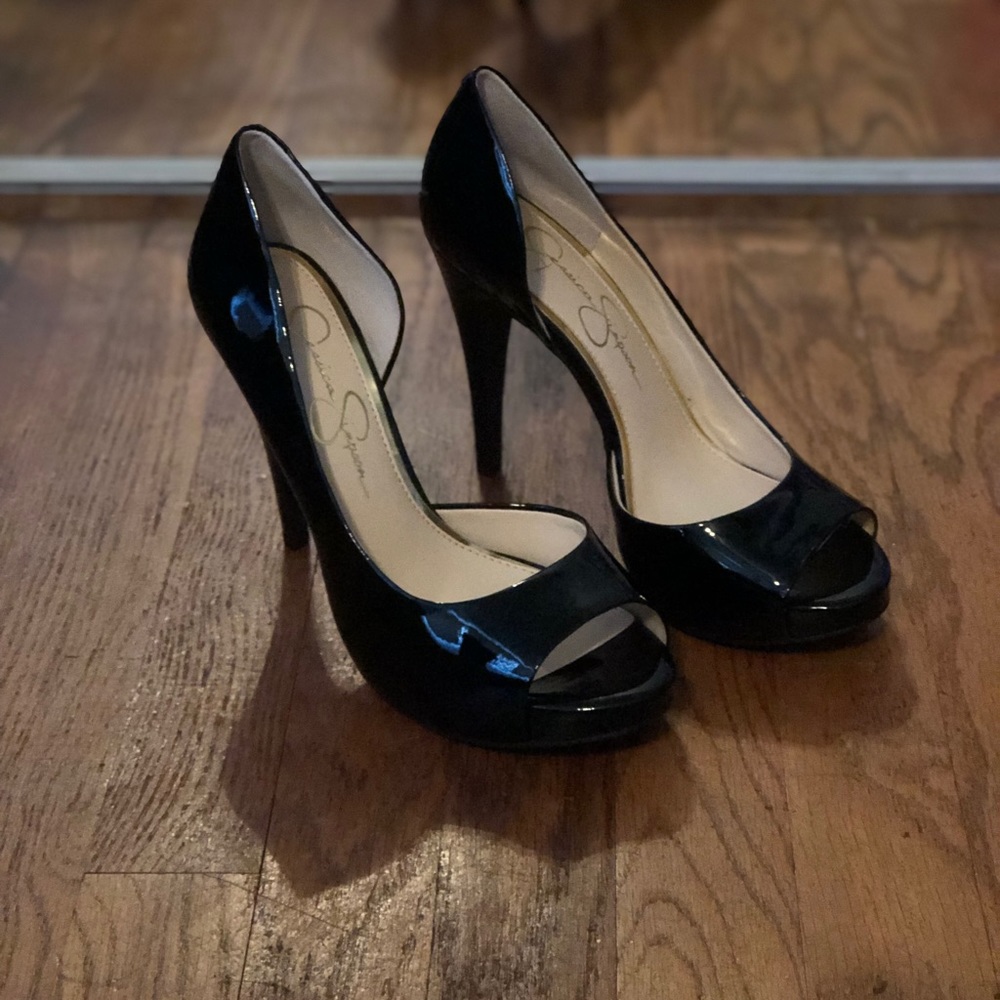 Jessica Simpson Cian open toe d’orsay pump